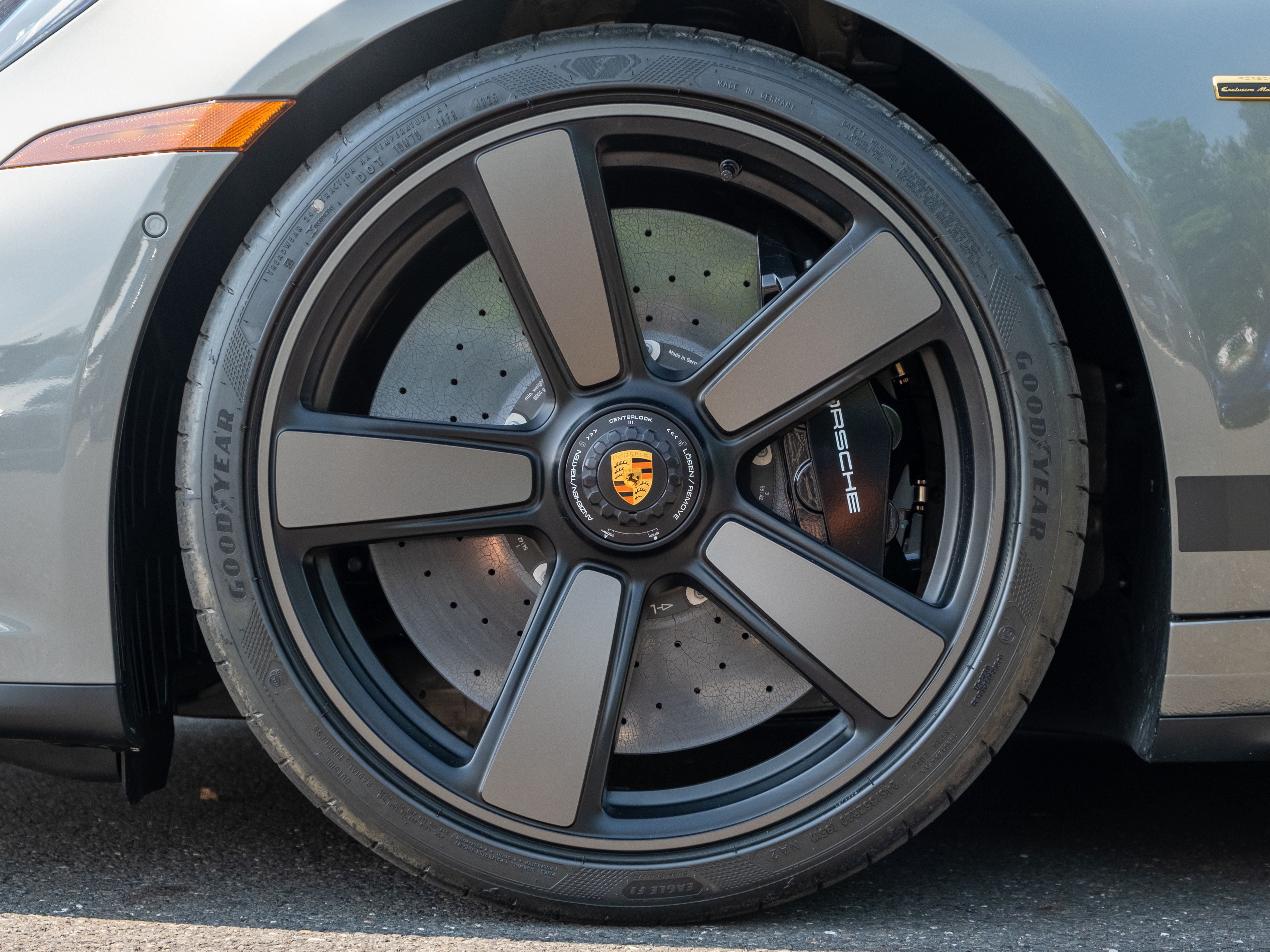 2026 Porsche 911 Carrera GTS Spirit 70