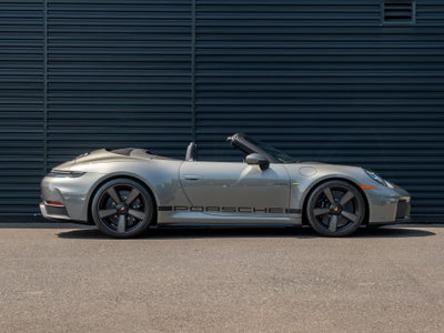 2026 Porsche 911 Carrera GTS Spirit 70
