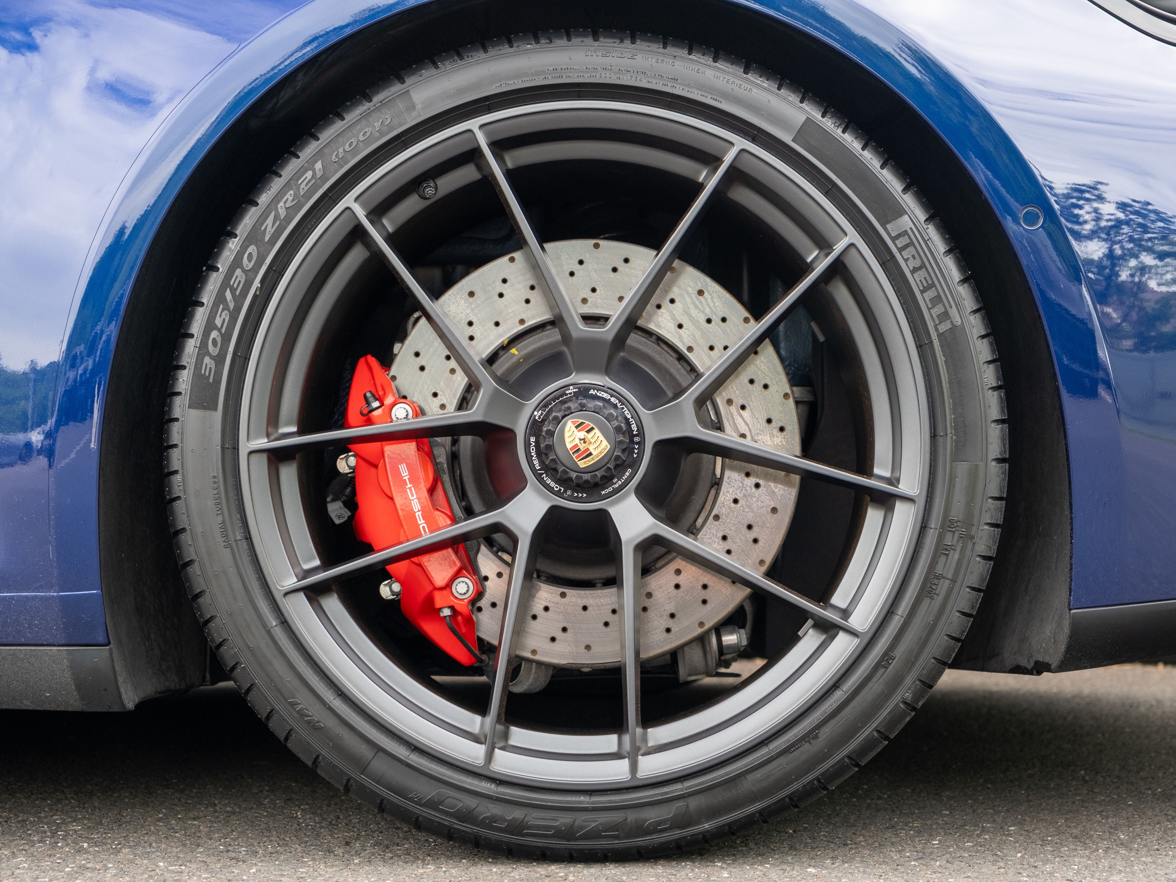 2025 Porsche 911 Carrera GTS