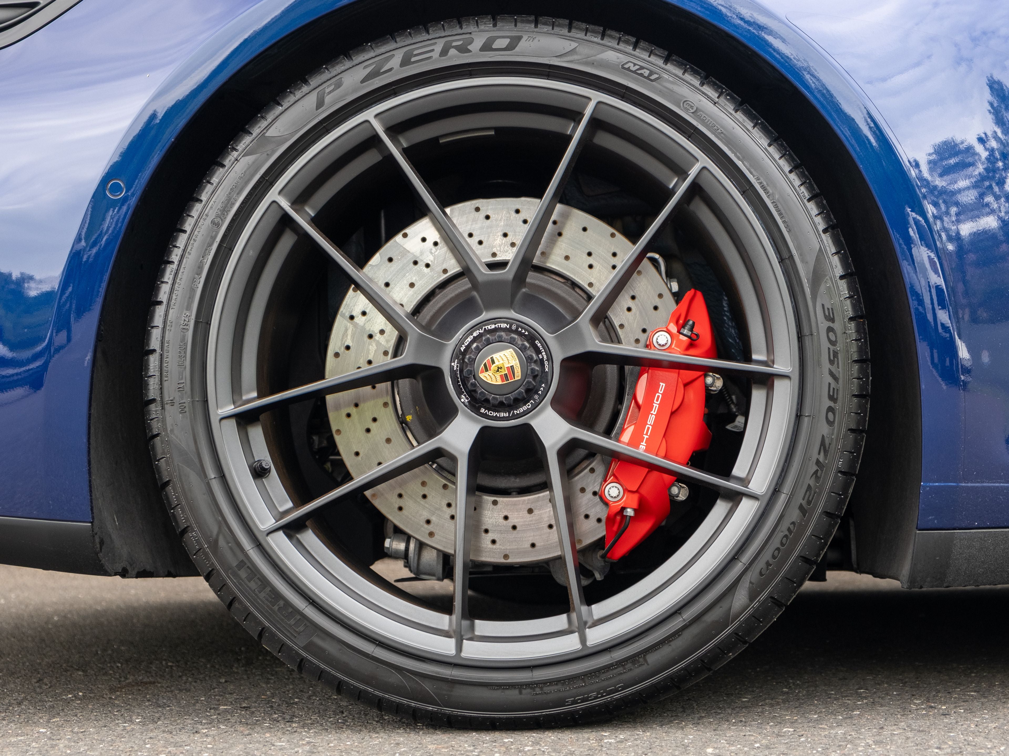 2025 Porsche 911 Carrera GTS