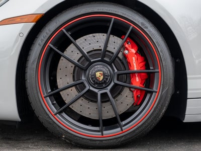 2022 Porsche 911 Carrera 4 GTS