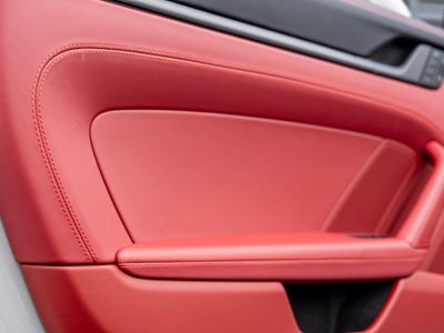 2022 Porsche 911 Carrera 4 GTS