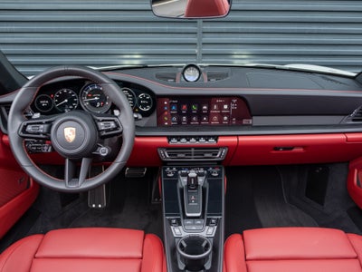 2022 Porsche 911 Carrera 4 GTS
