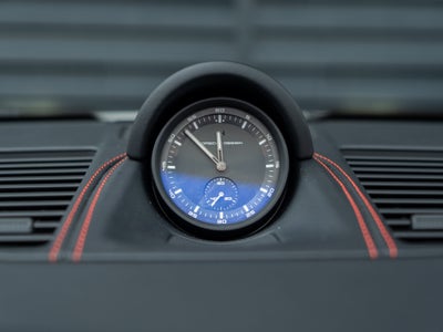 2022 Porsche 911 Carrera 4 GTS