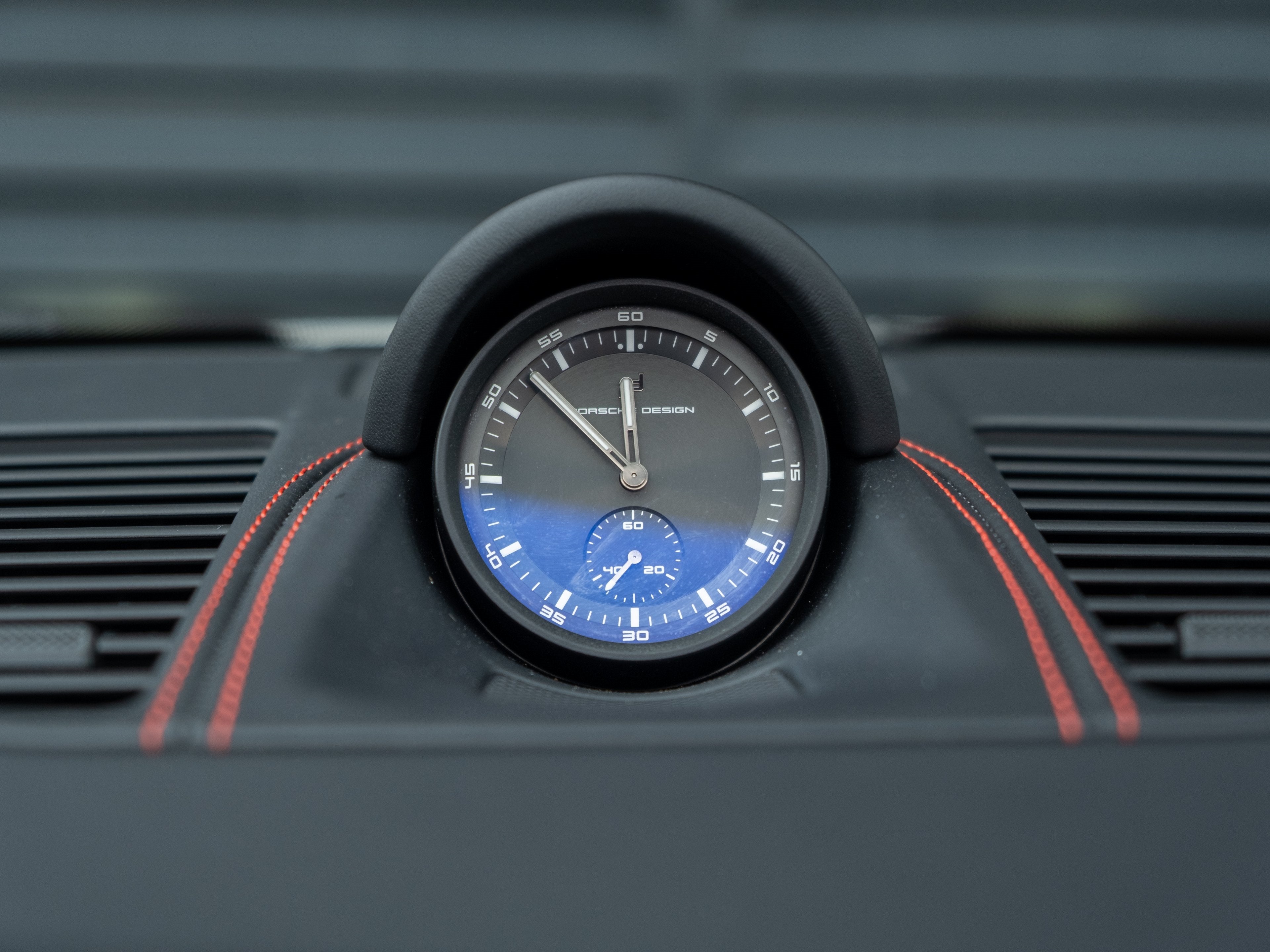 2022 Porsche 911 Carrera 4 GTS