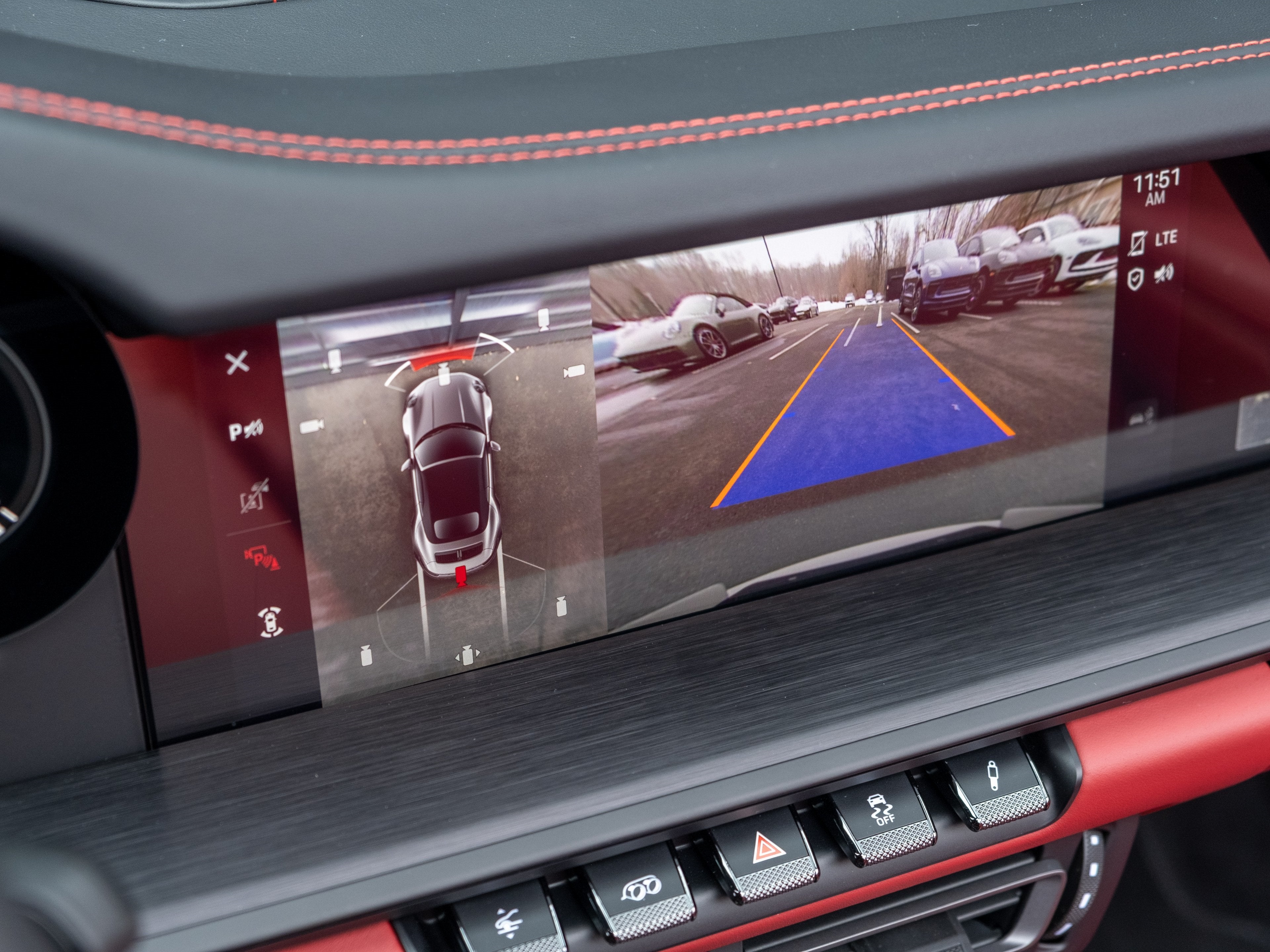 2022 Porsche 911 Carrera 4 GTS