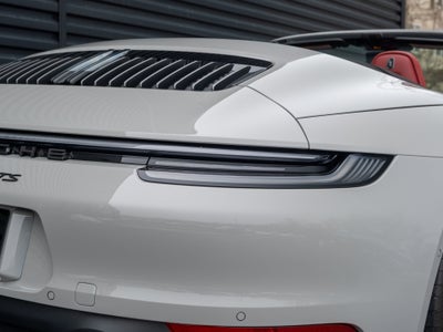 2022 Porsche 911 Carrera 4 GTS
