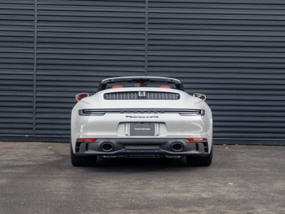 2022 Porsche 911 Carrera 4 GTS