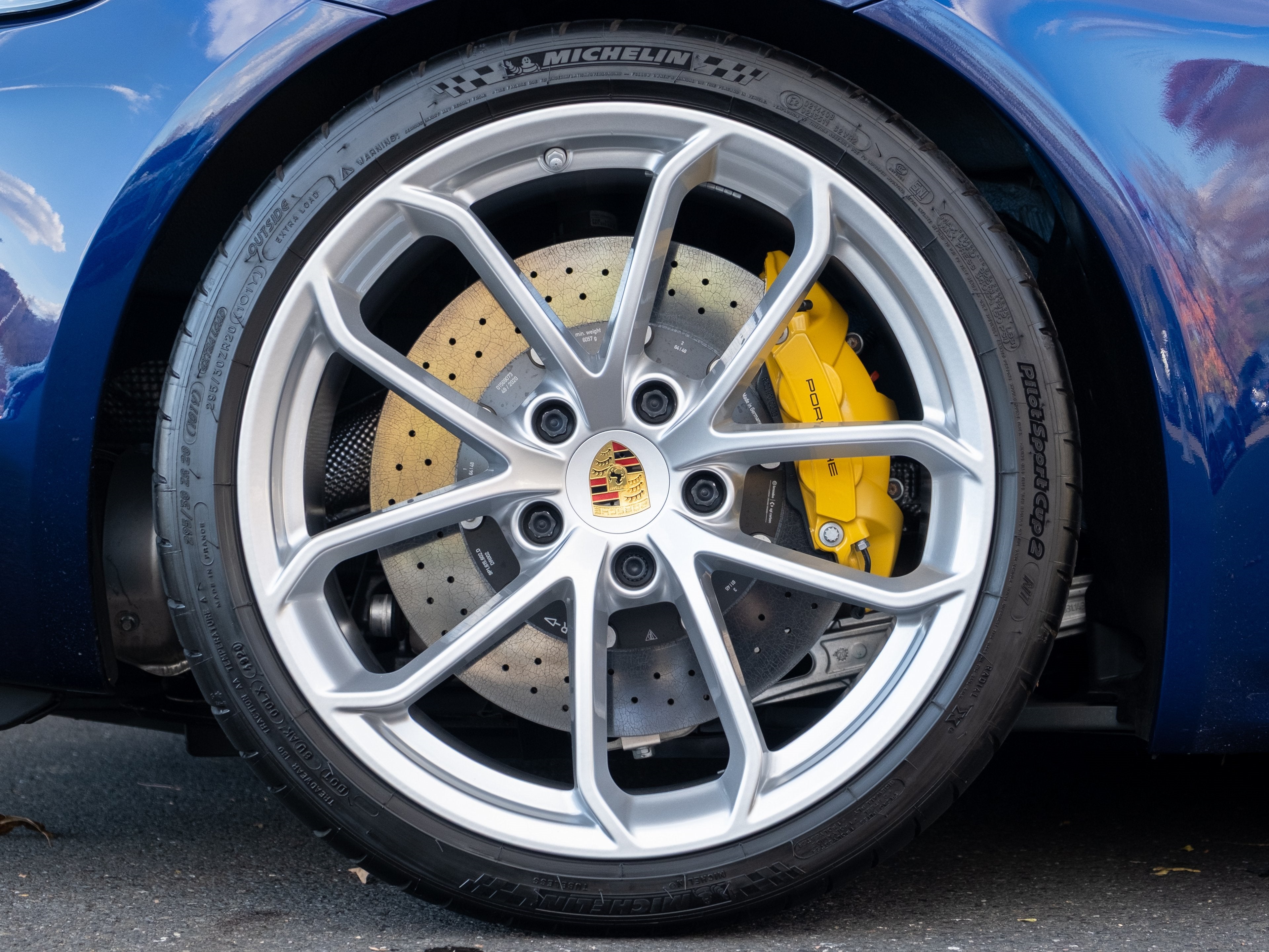 2021 Porsche 718 Spyder Base