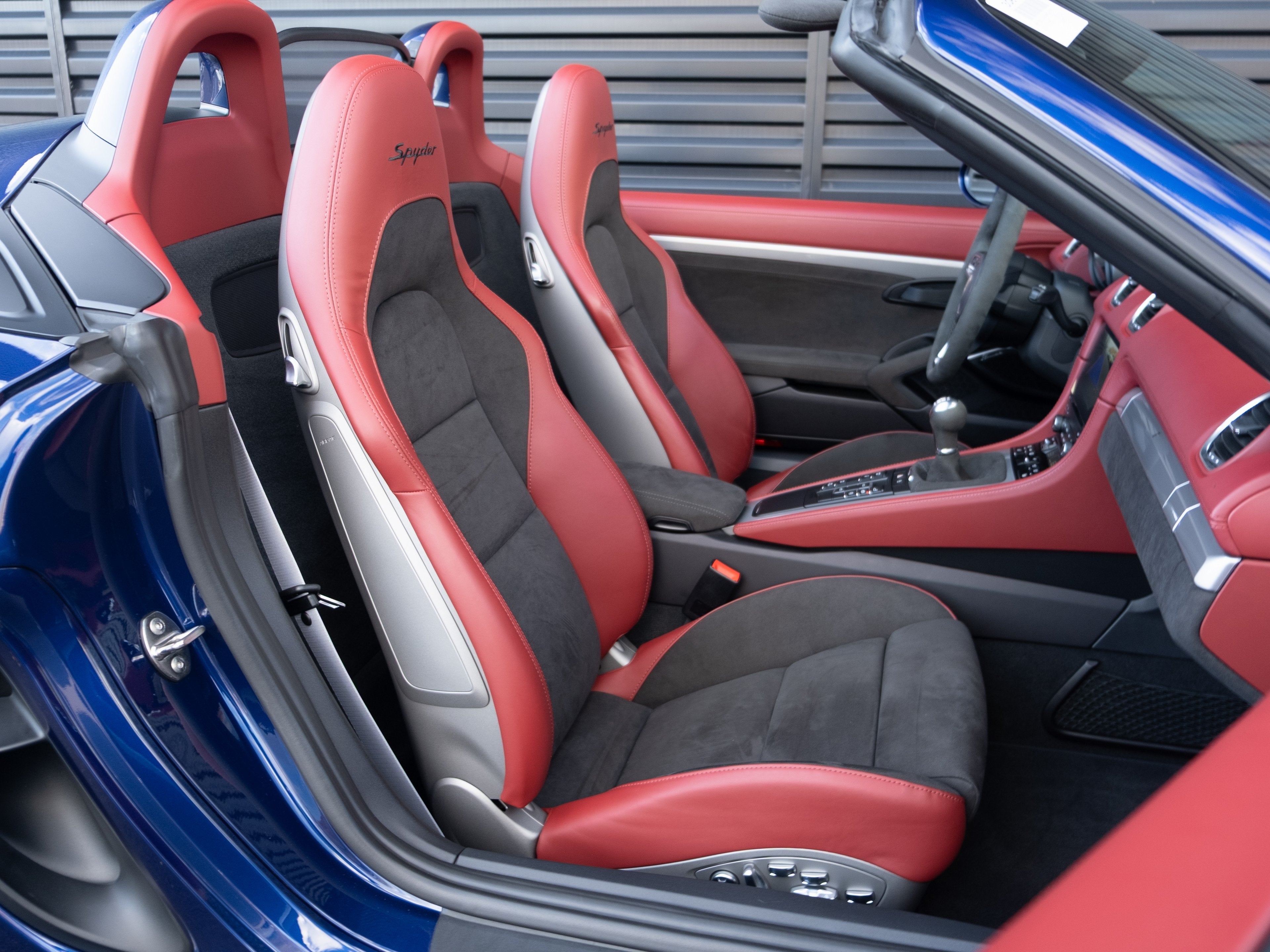 2021 Porsche 718 Spyder Base