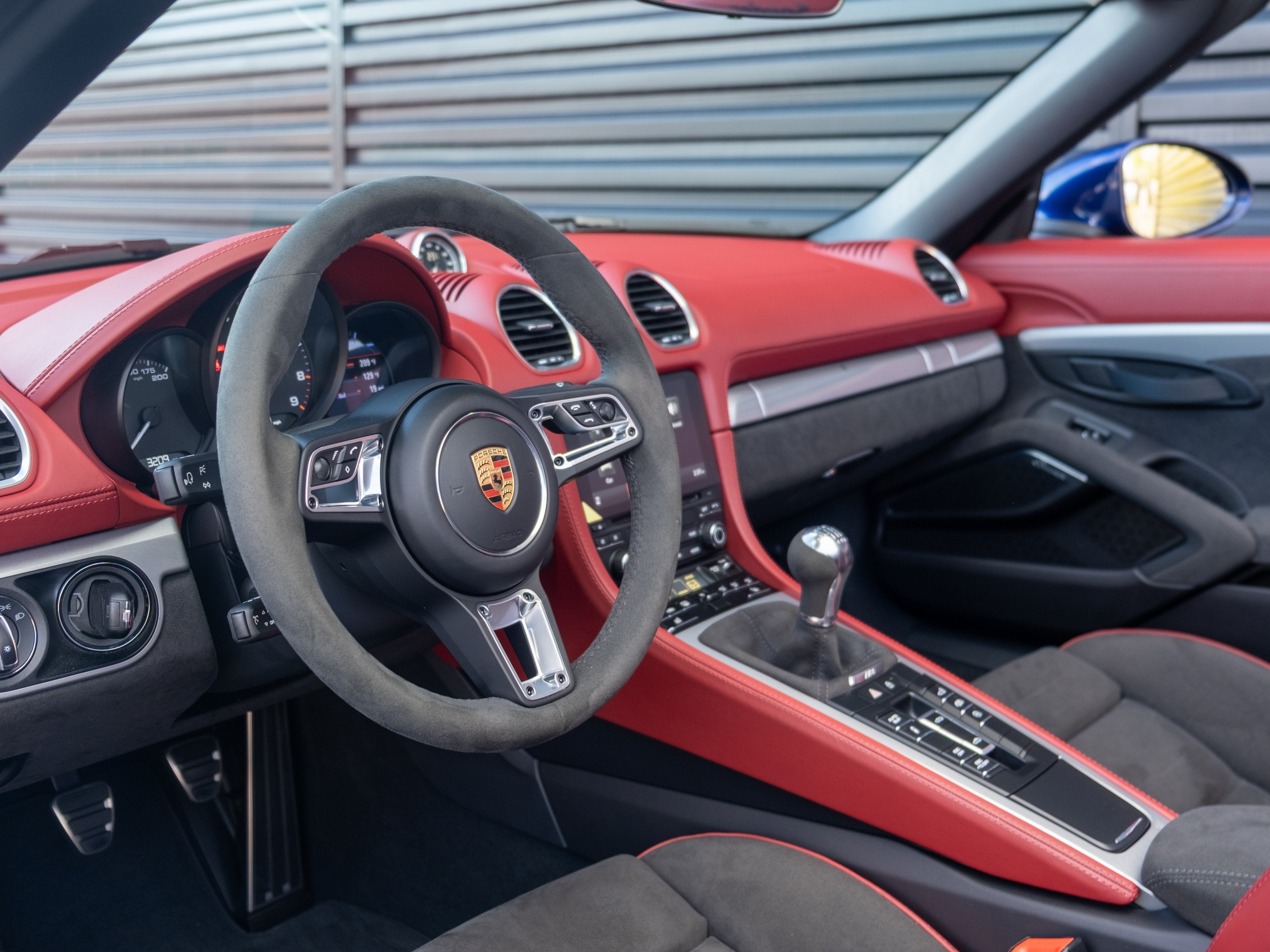 2021 Porsche 718 Spyder Base