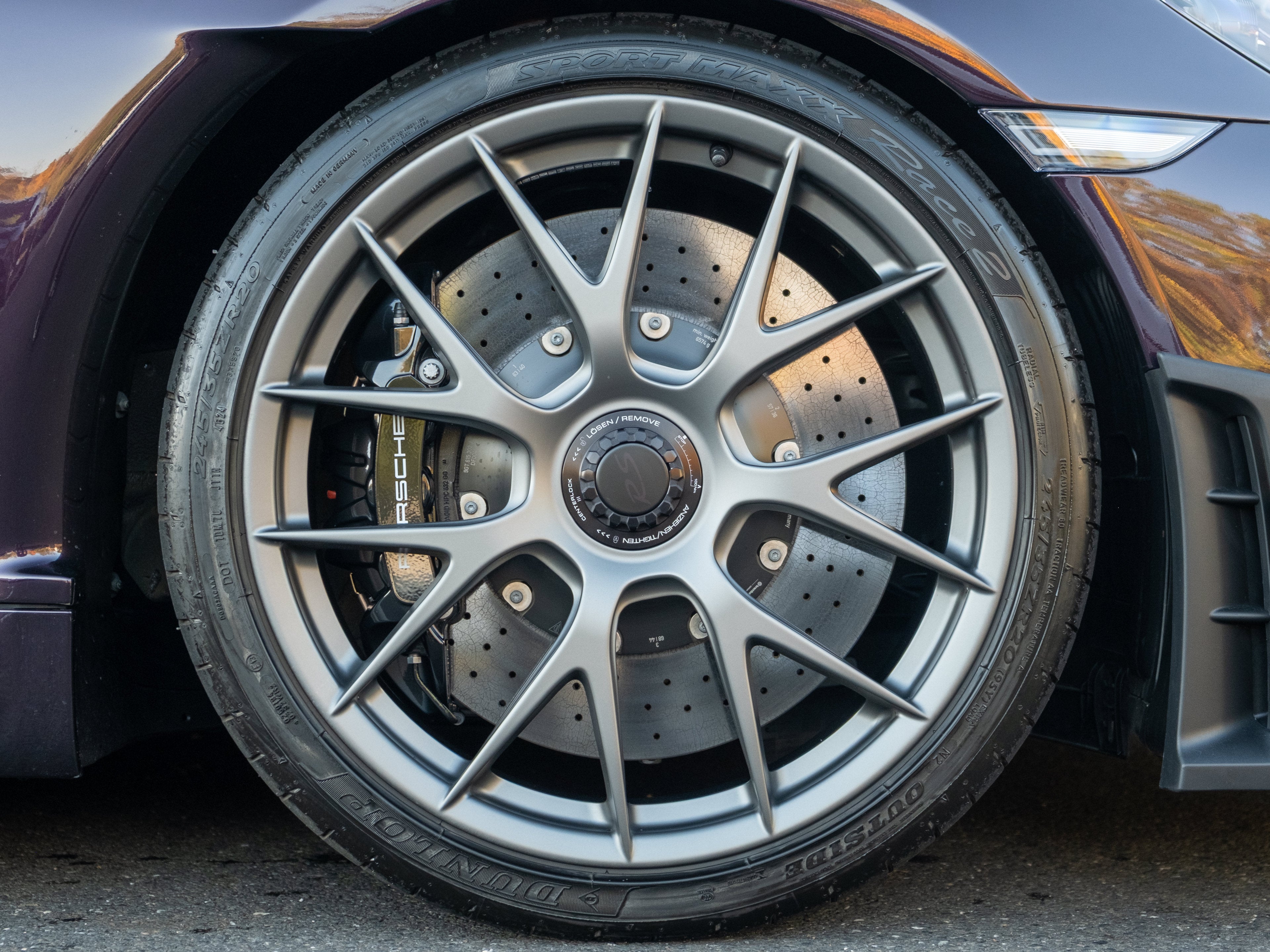 2025 Porsche 718 Spyder RS