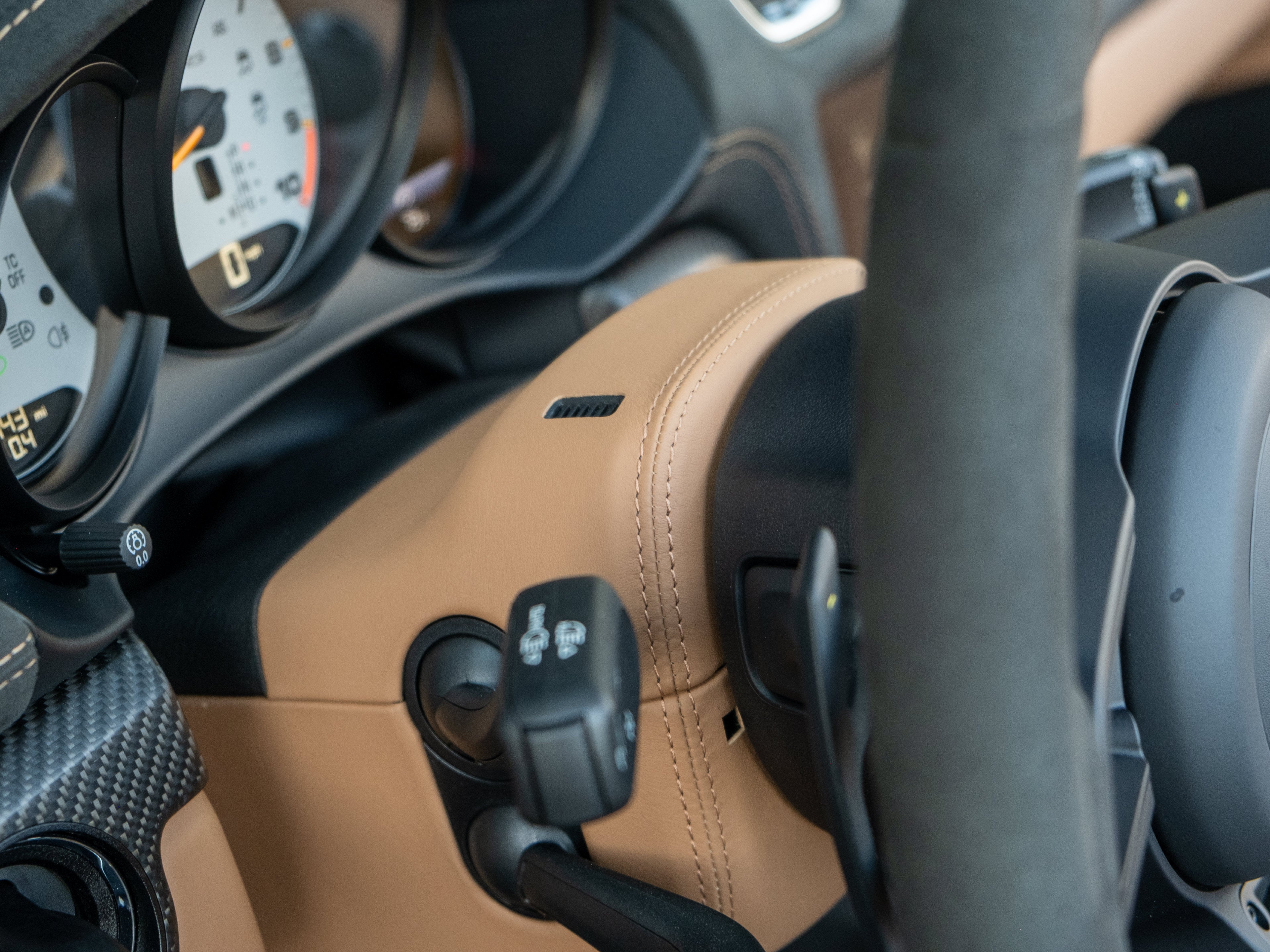 2025 Porsche 718 Spyder RS