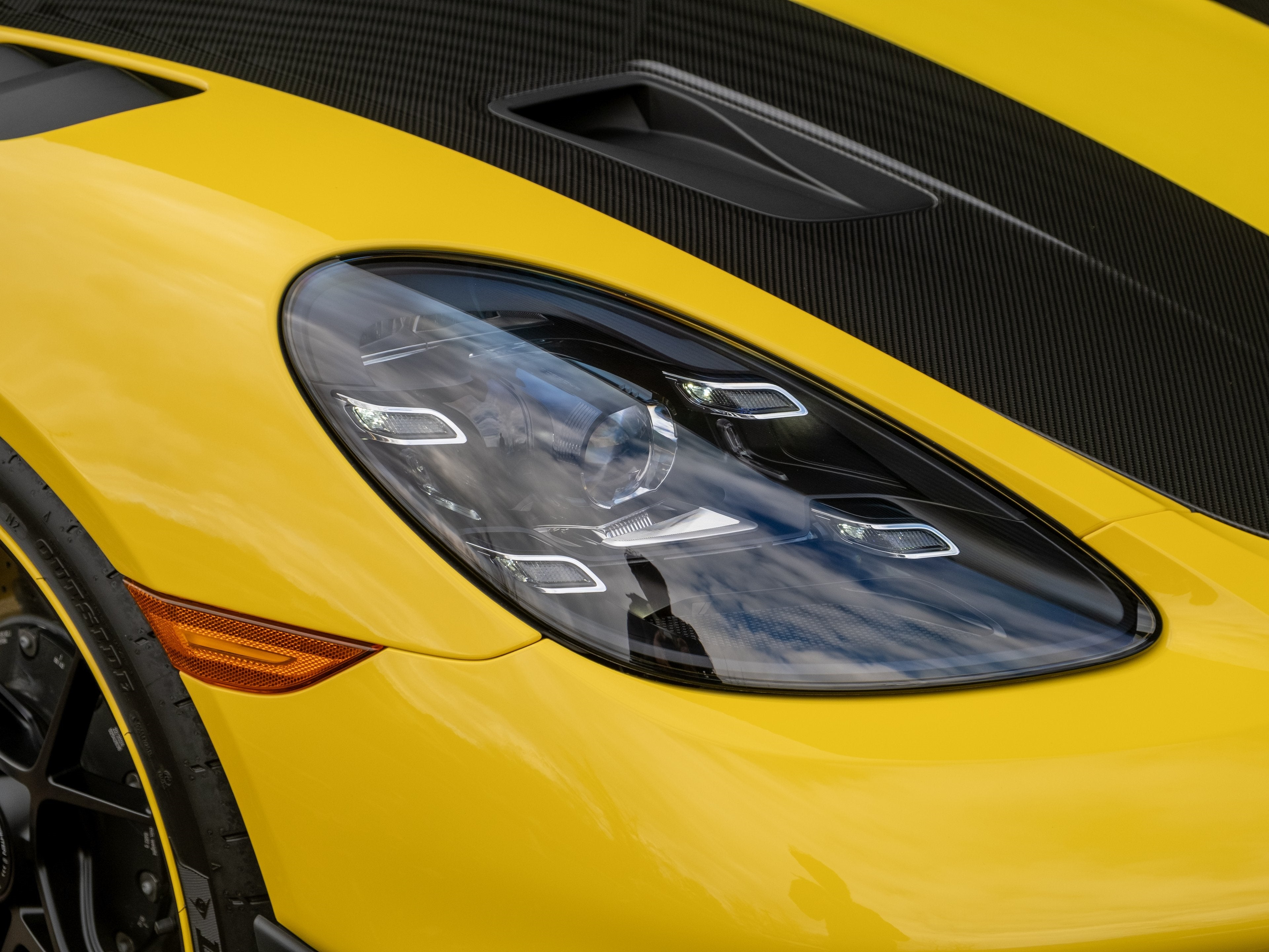 2024 Porsche 718 Spyder RS