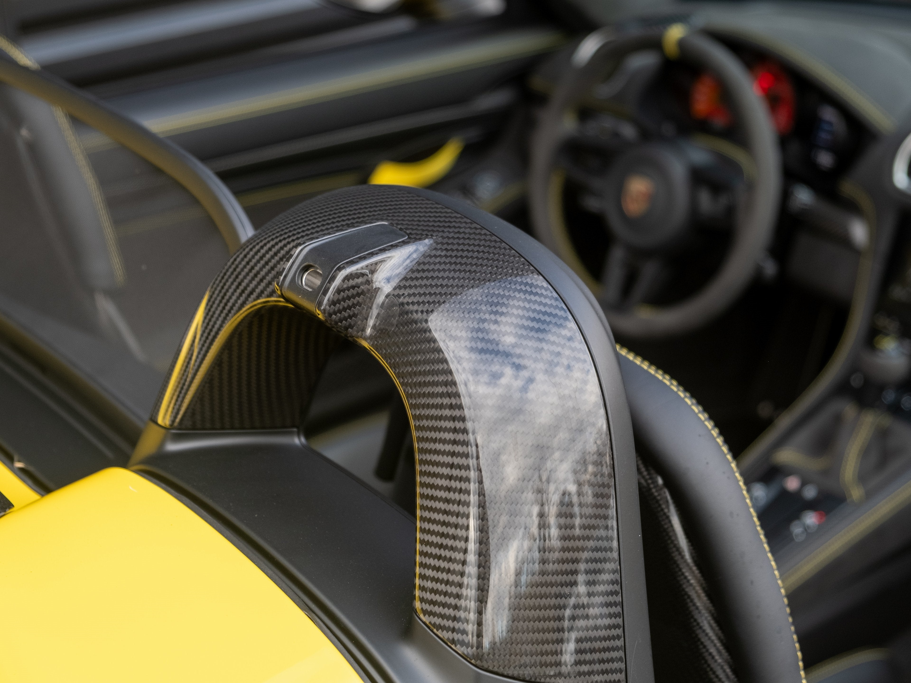 2024 Porsche 718 Spyder RS