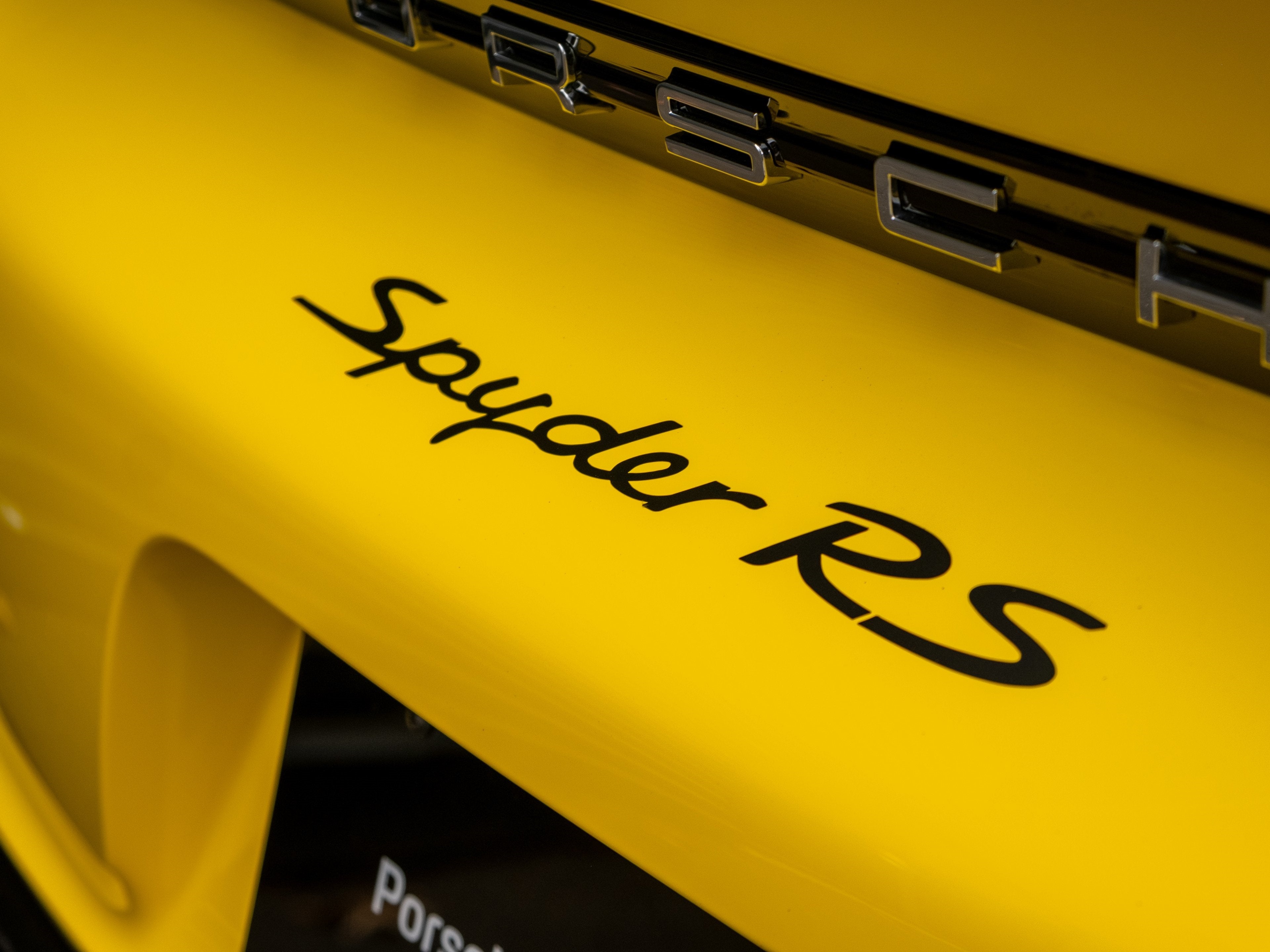 2024 Porsche 718 Spyder RS