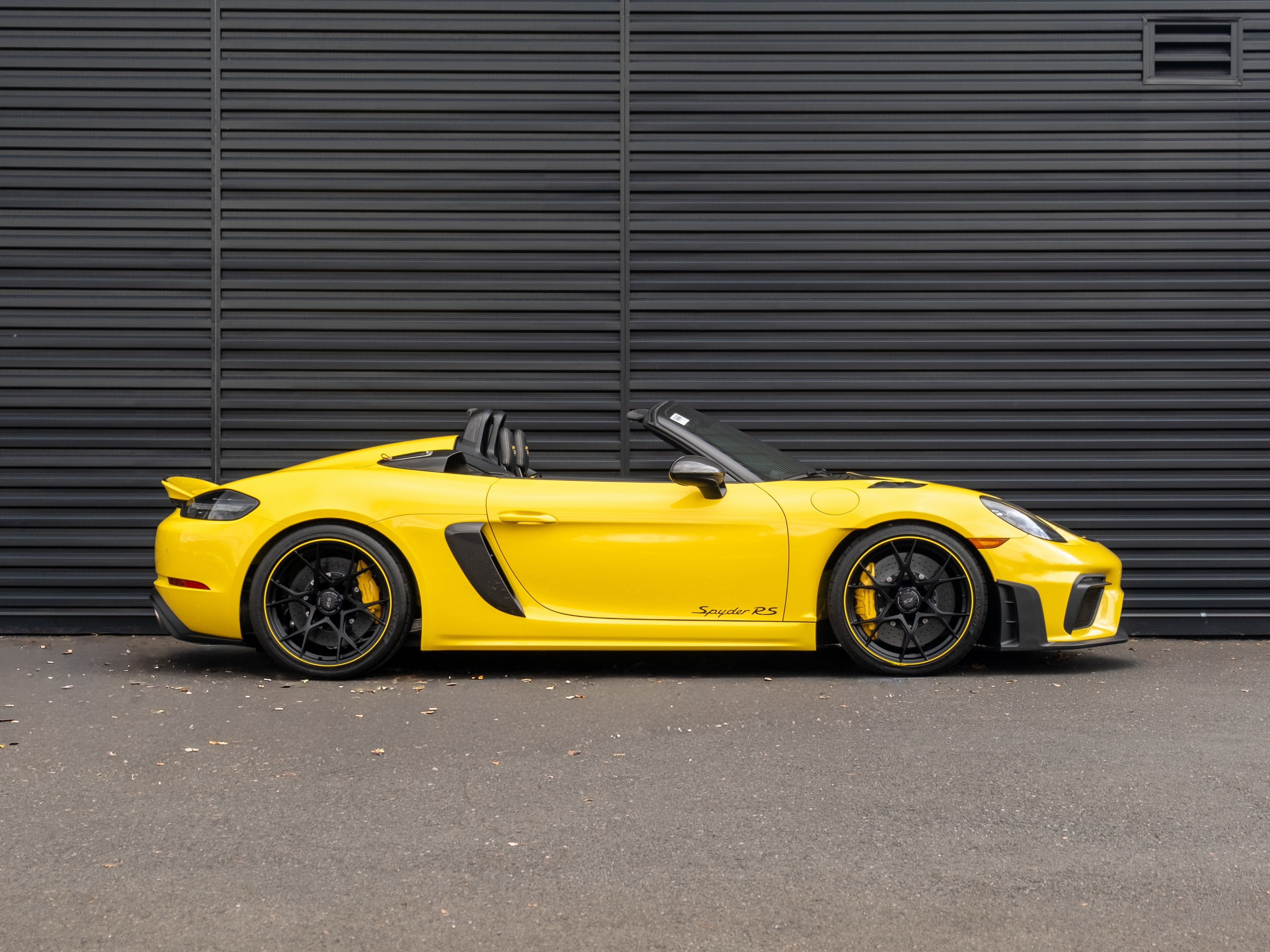 2024 Porsche 718 Spyder RS