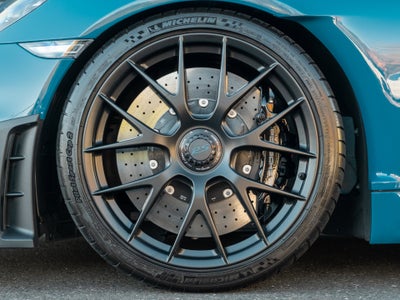 2024 Porsche 718 Spyder RS