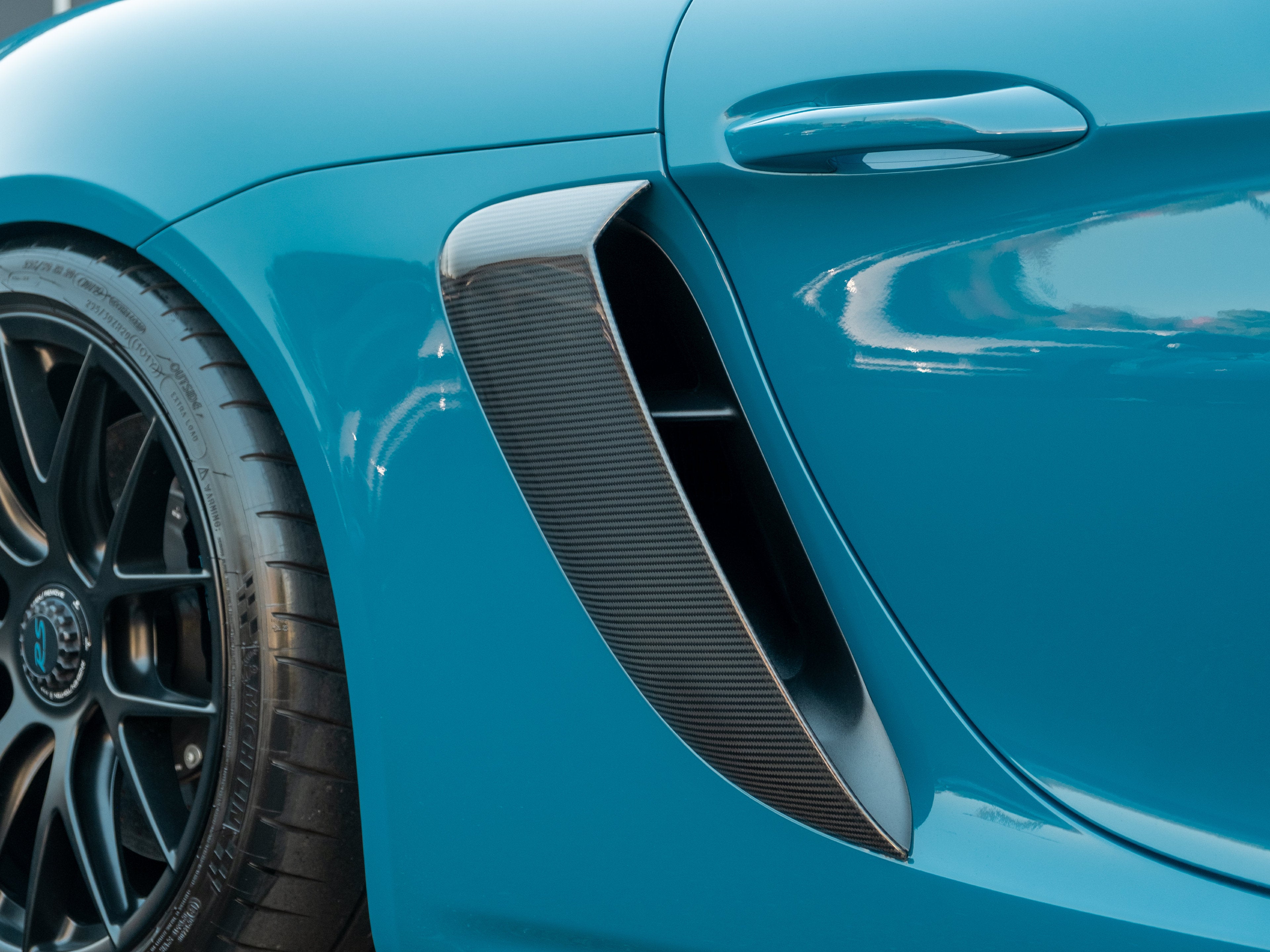 2024 Porsche 718 Spyder RS