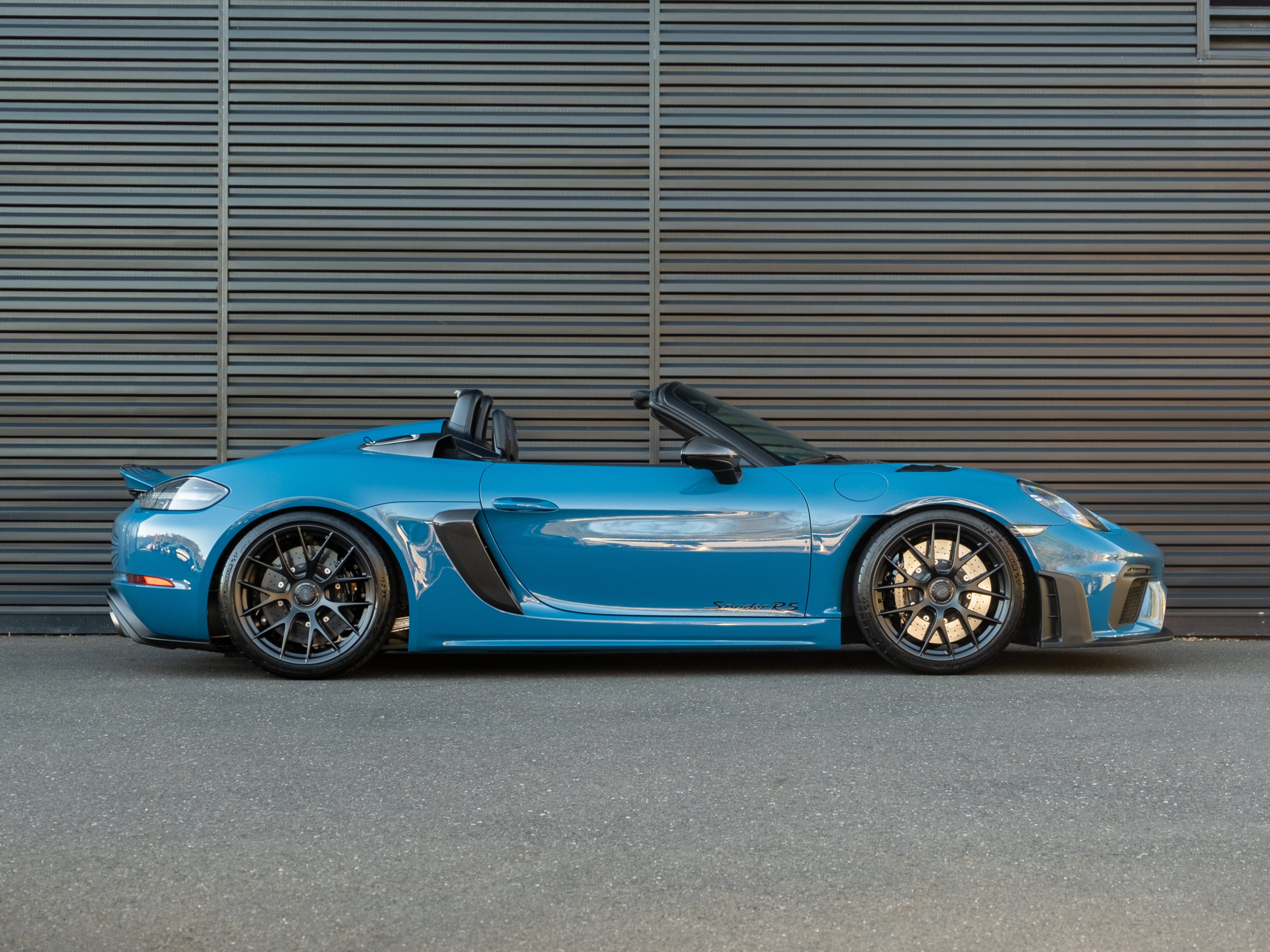 2024 Porsche 718 Spyder RS