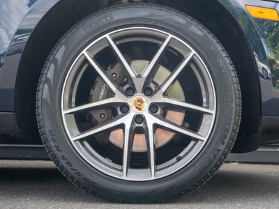 2023 Porsche Macan Base
