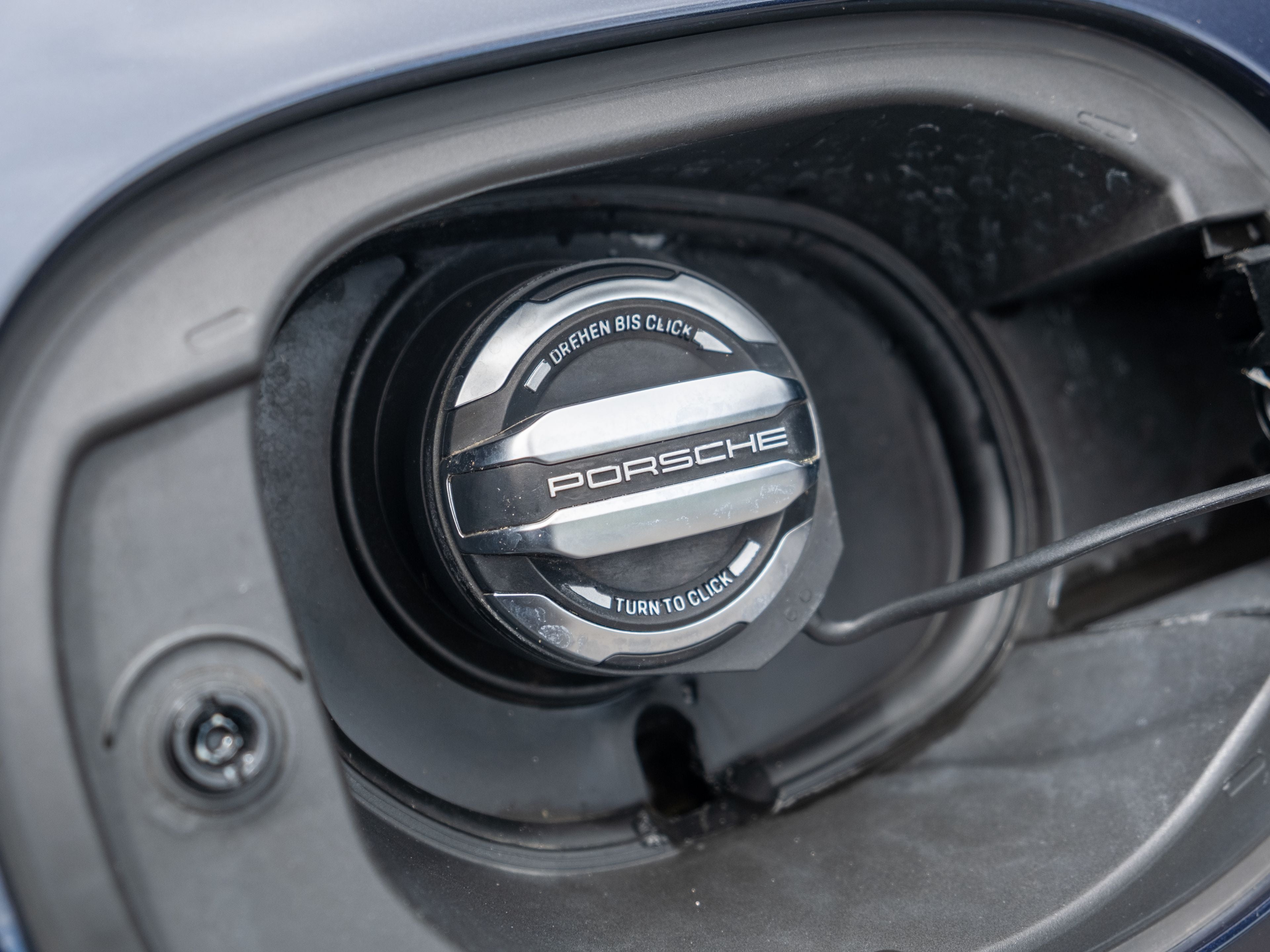 2023 Porsche Macan Base