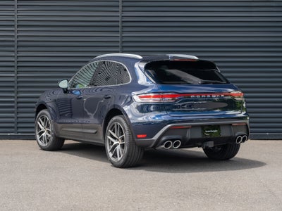 2023 Porsche Macan Base
