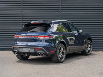 2023 Porsche Macan Base