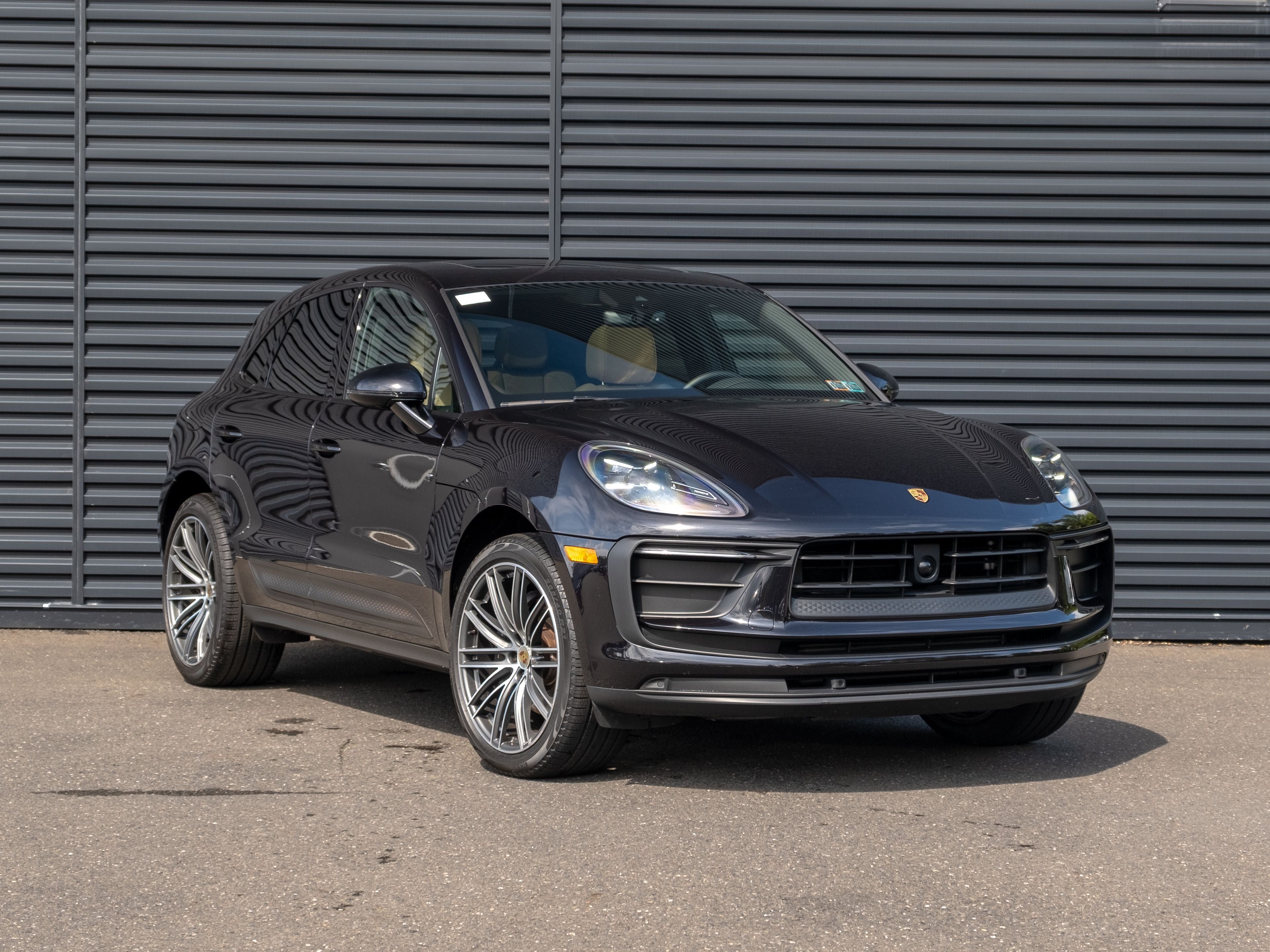 2024 Porsche Macan Base