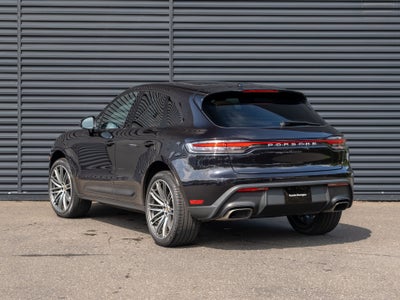 2024 Porsche Macan Base
