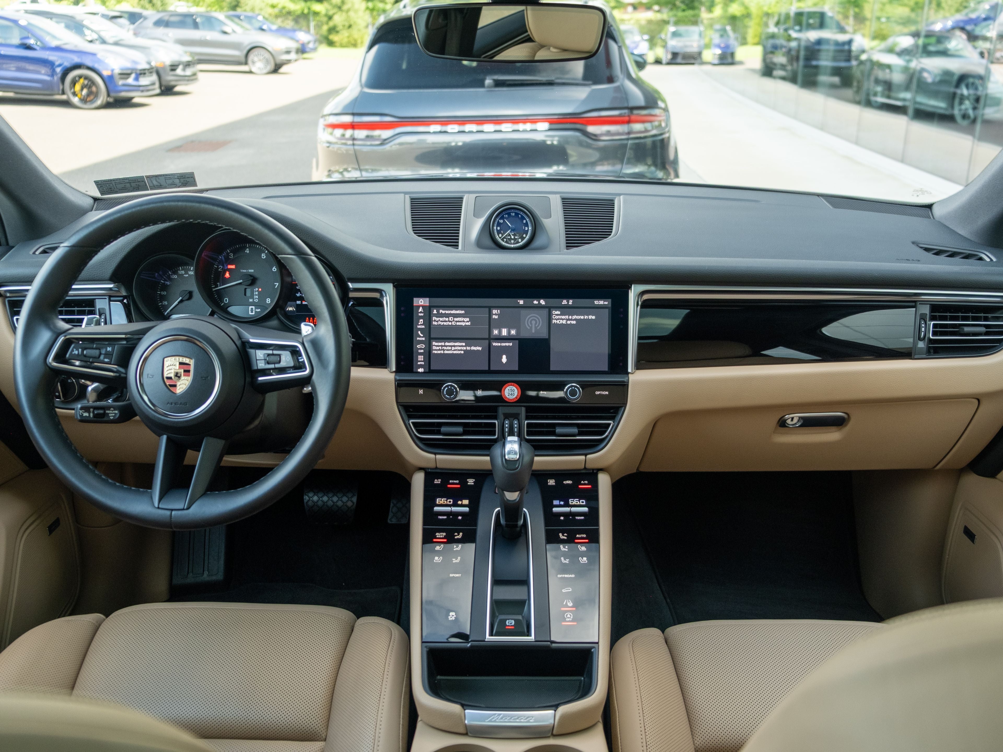 2024 Porsche Macan Base