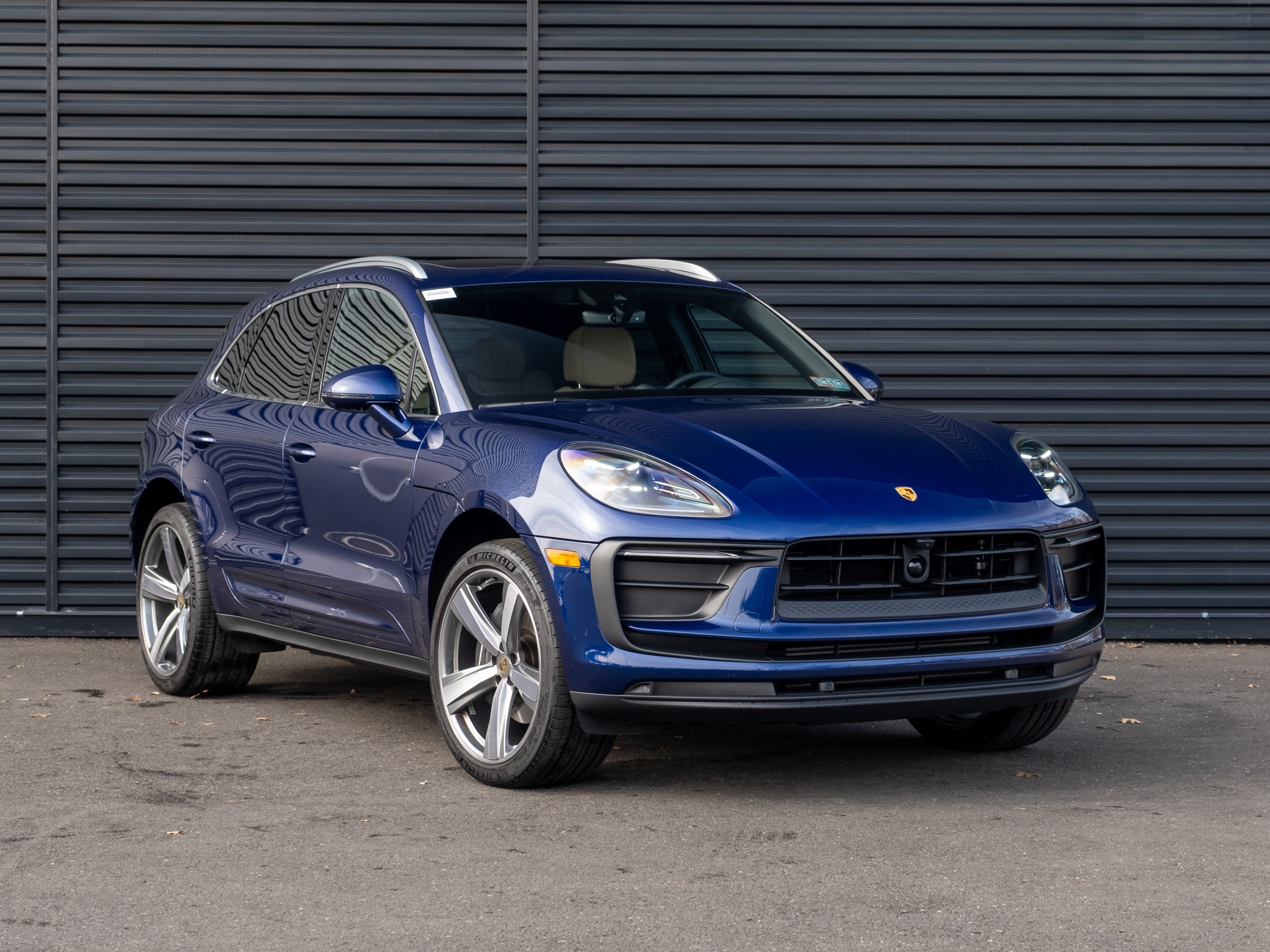2024 Porsche Macan Base