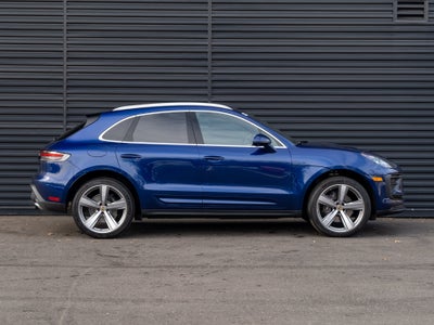 2024 Porsche Macan Base
