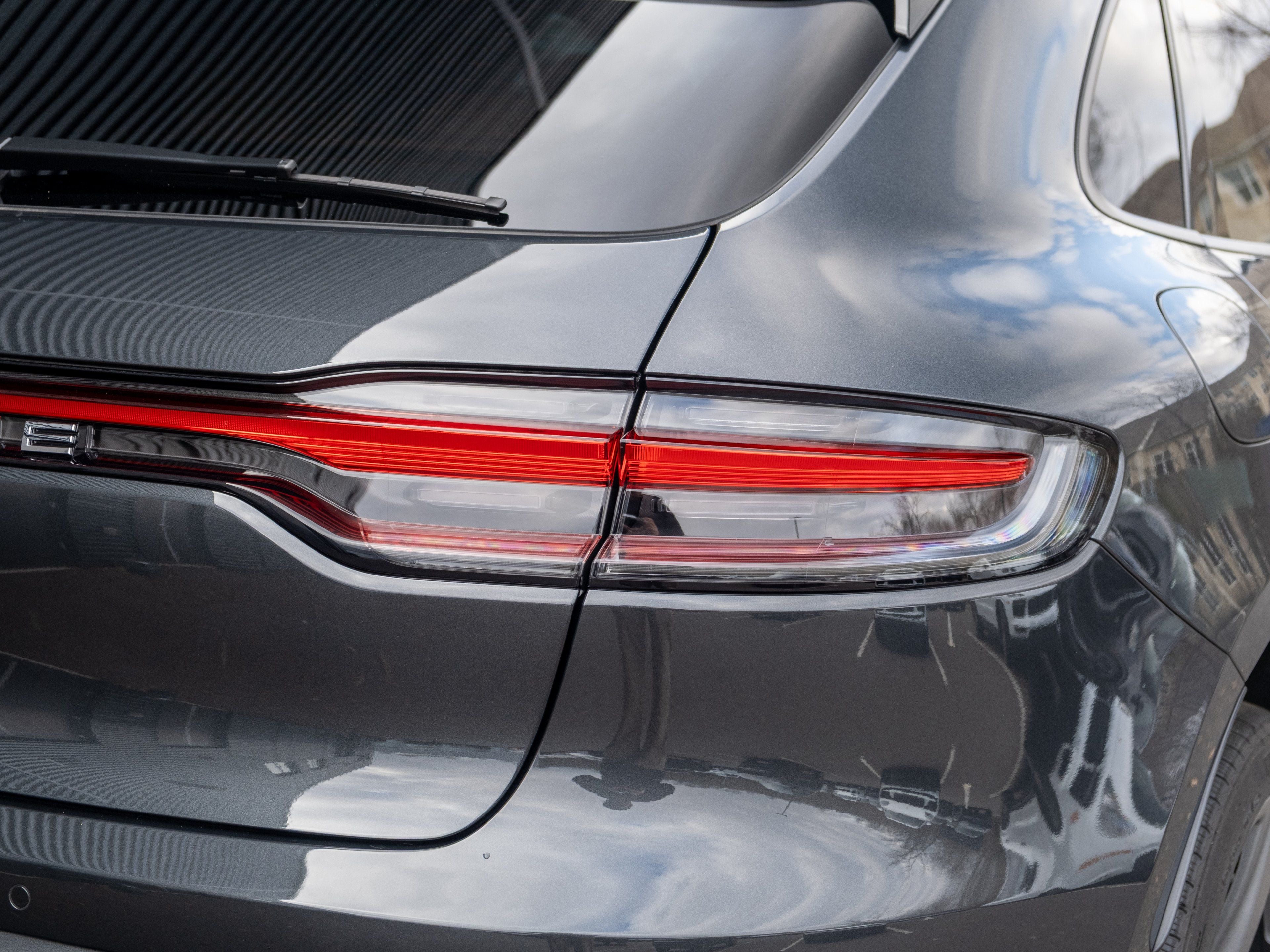 2026 Porsche Macan Base