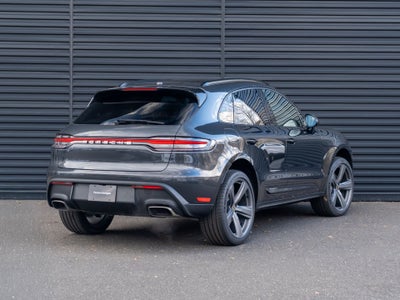 2026 Porsche Macan Base