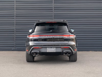 2026 Porsche Macan Base