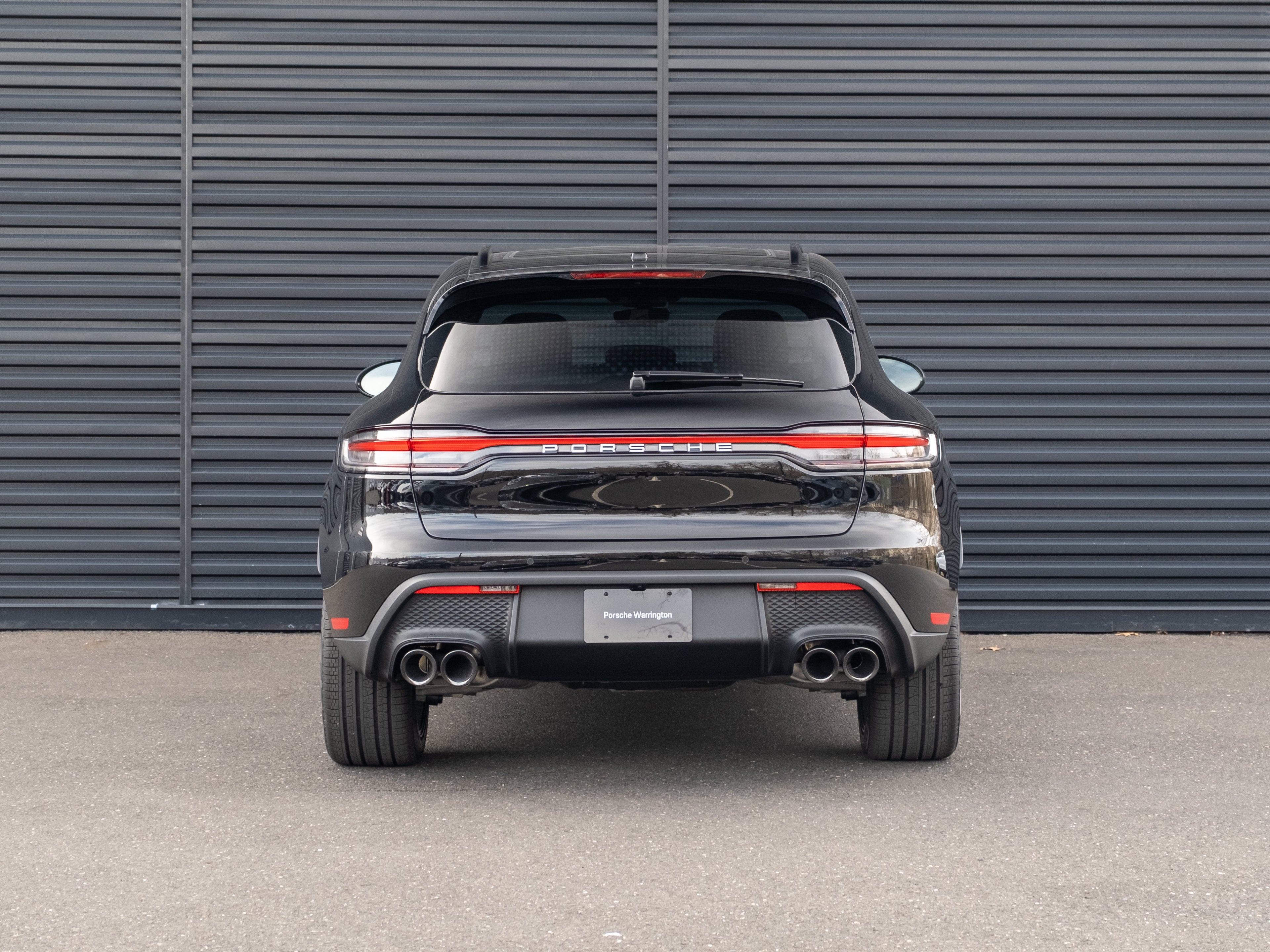 2026 Porsche Macan Base