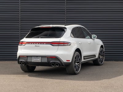 2026 Porsche Macan Base