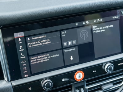 2026 Porsche Macan Base