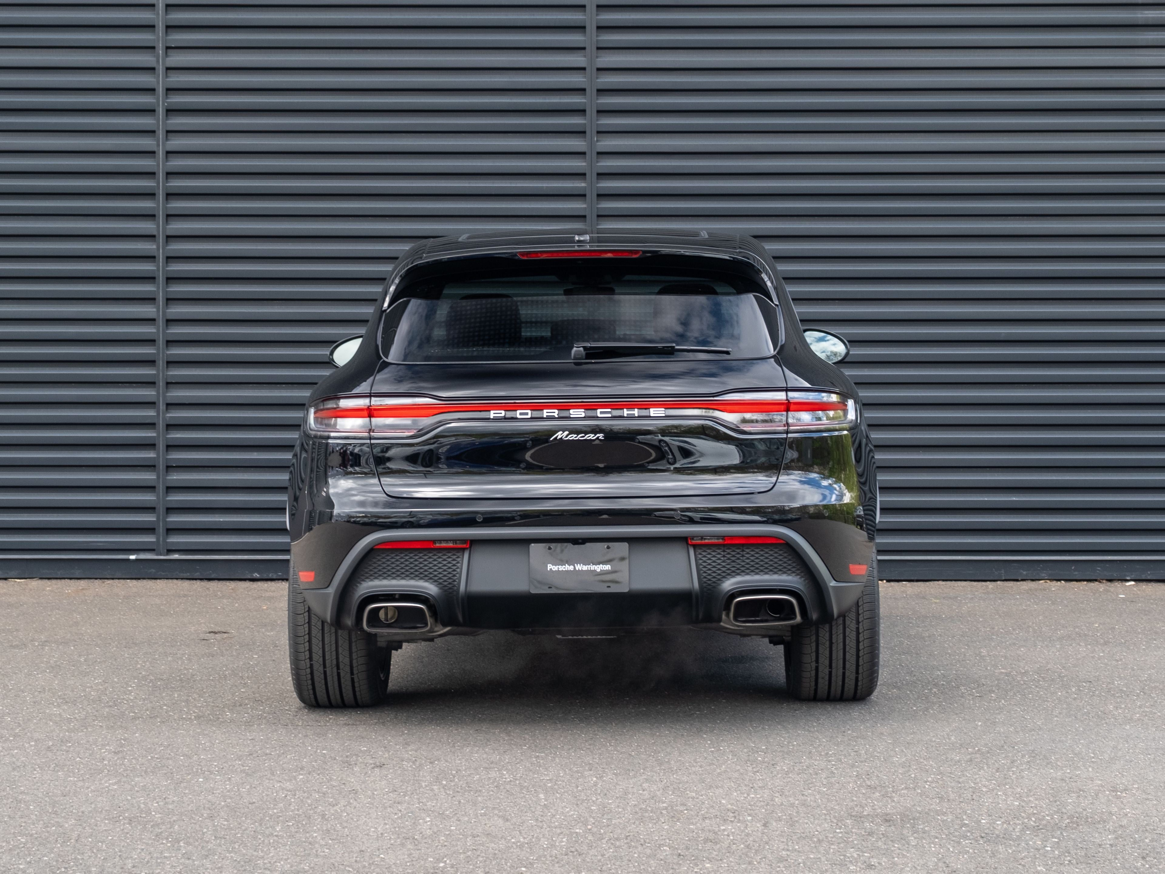 2026 Porsche Macan Base
