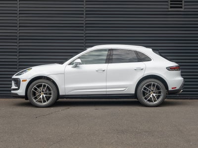 2026 Porsche Macan Base