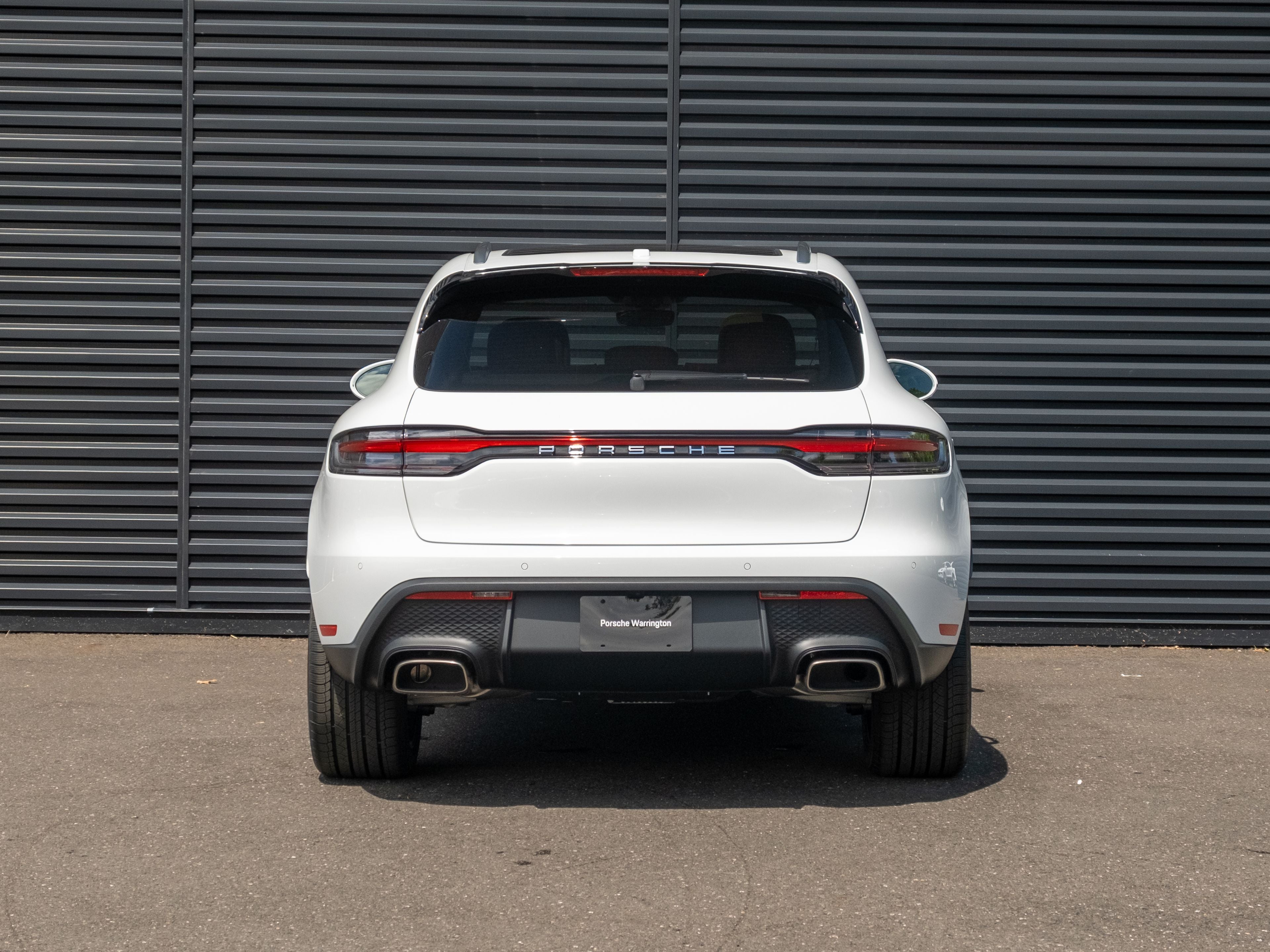 2026 Porsche Macan Base
