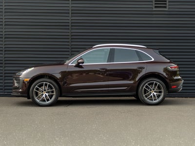 2026 Porsche Macan Base