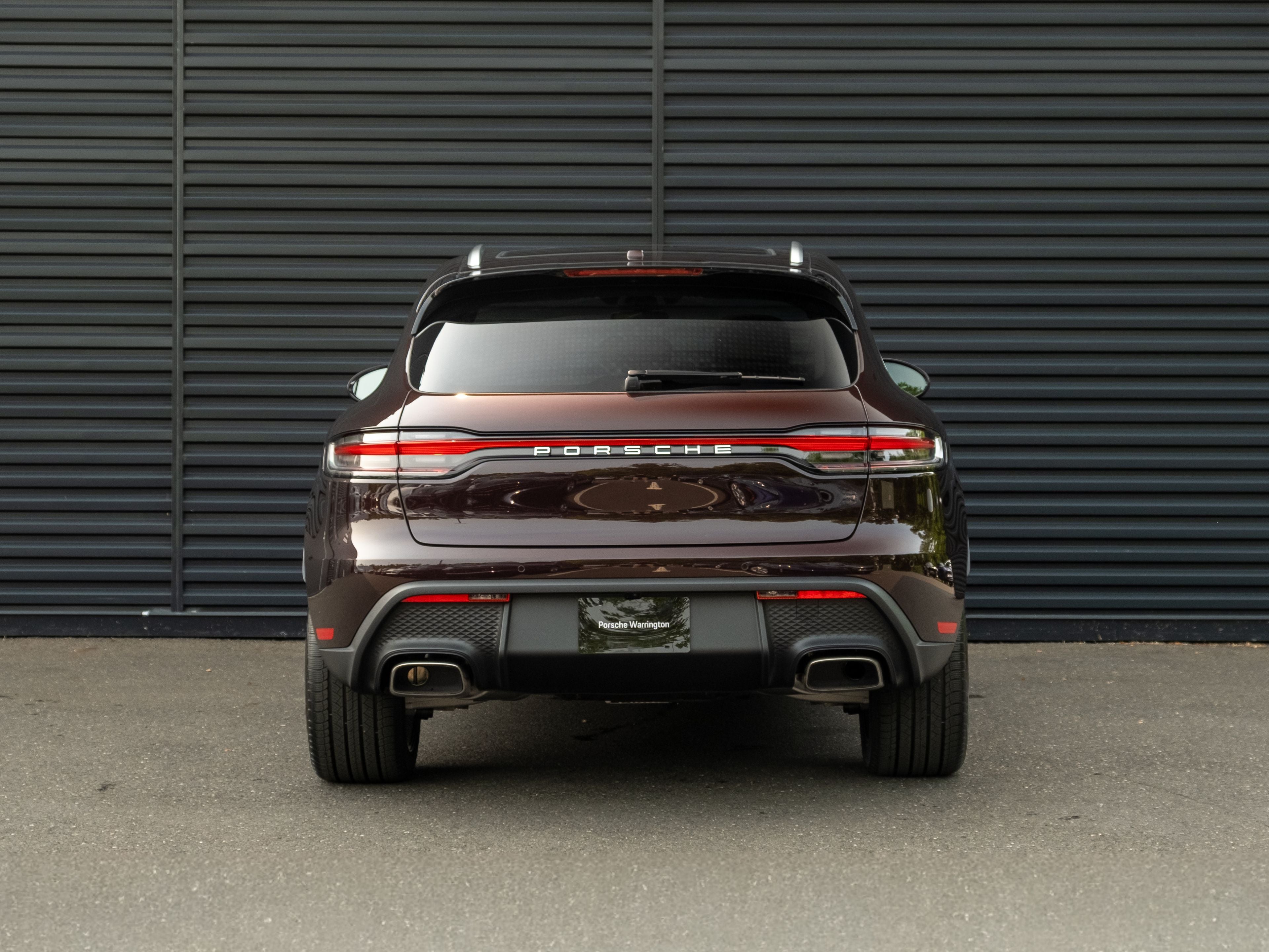 2026 Porsche Macan Base