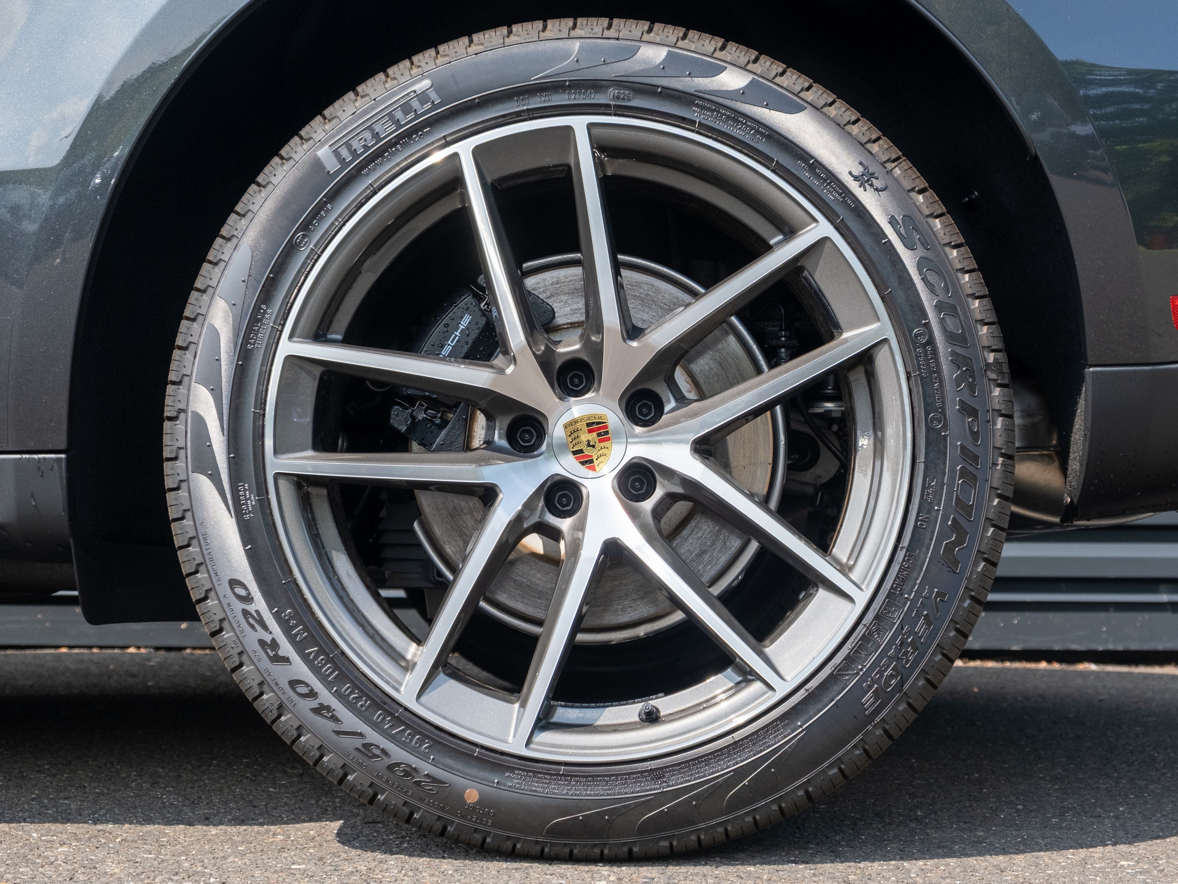 2026 Porsche Macan Base