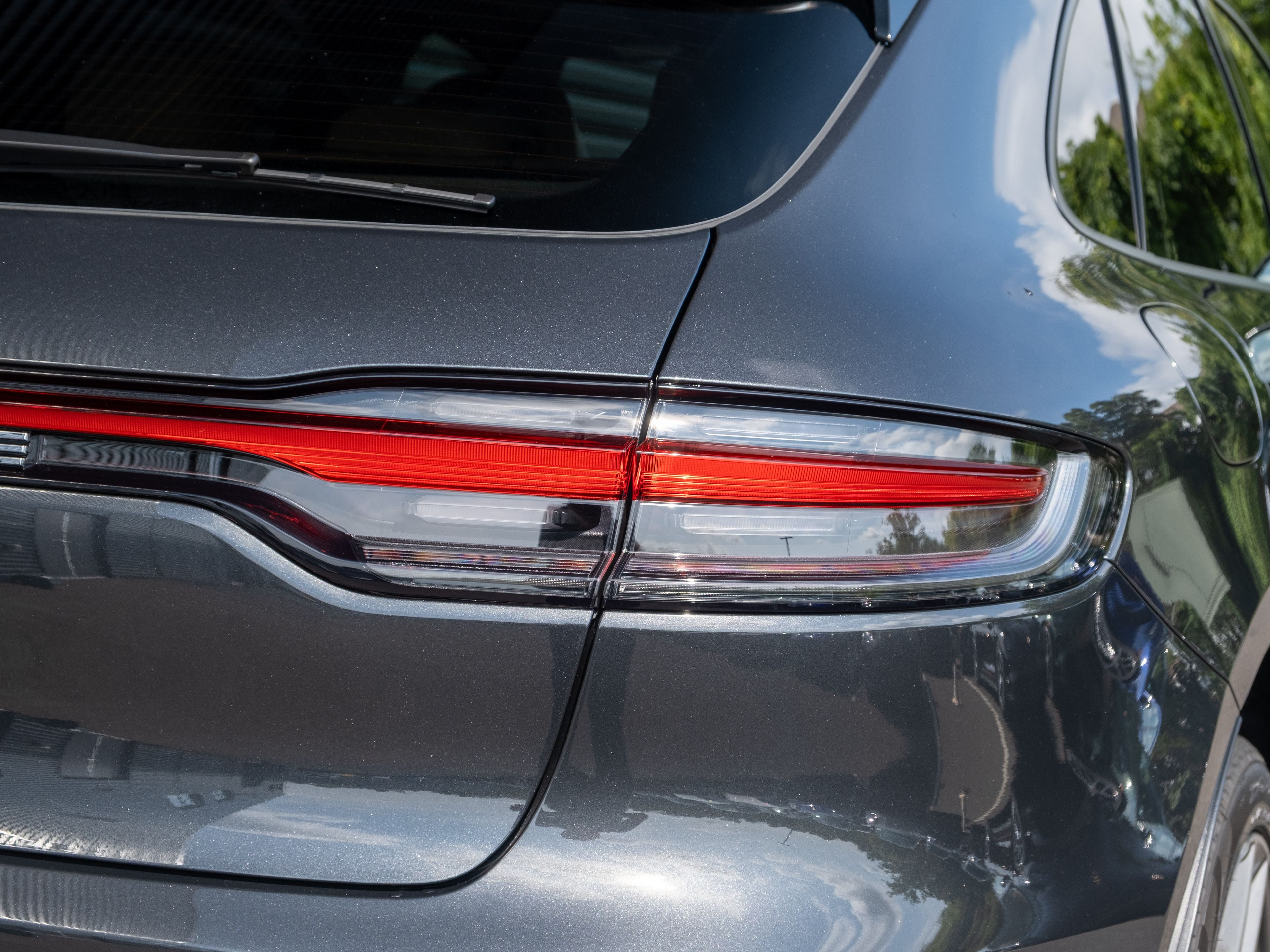 2026 Porsche Macan Base