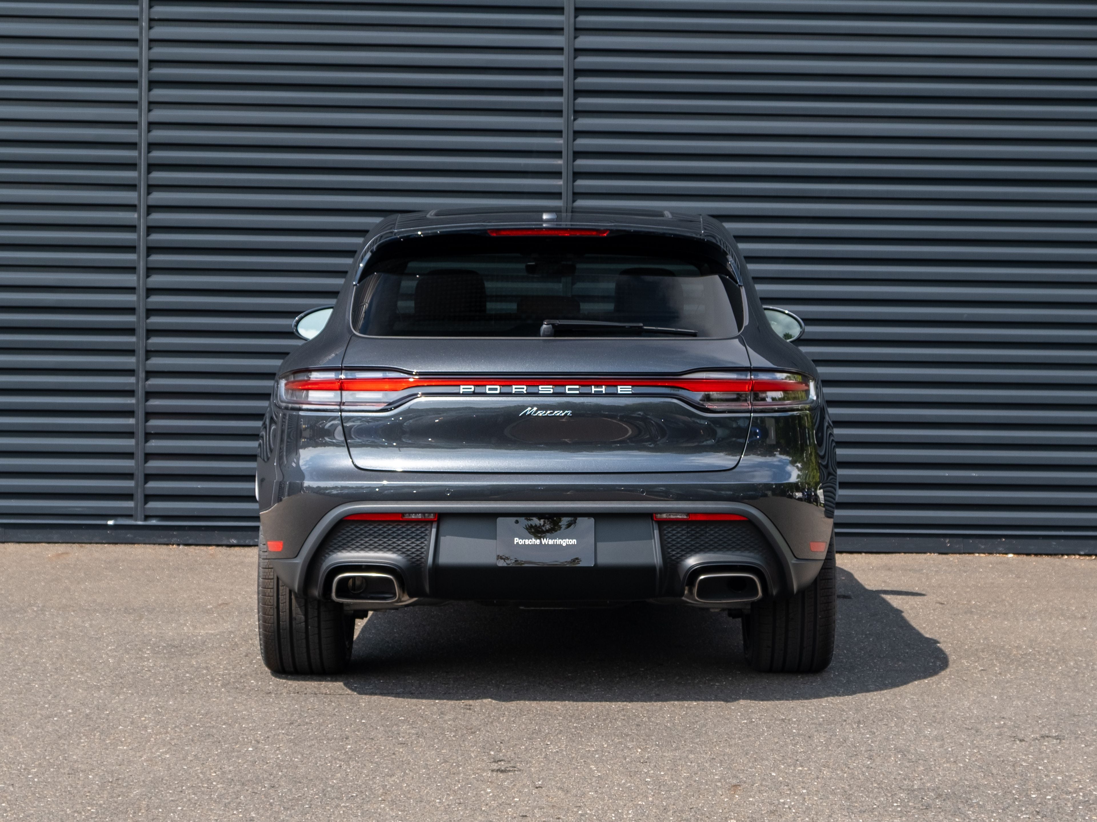 2026 Porsche Macan Base