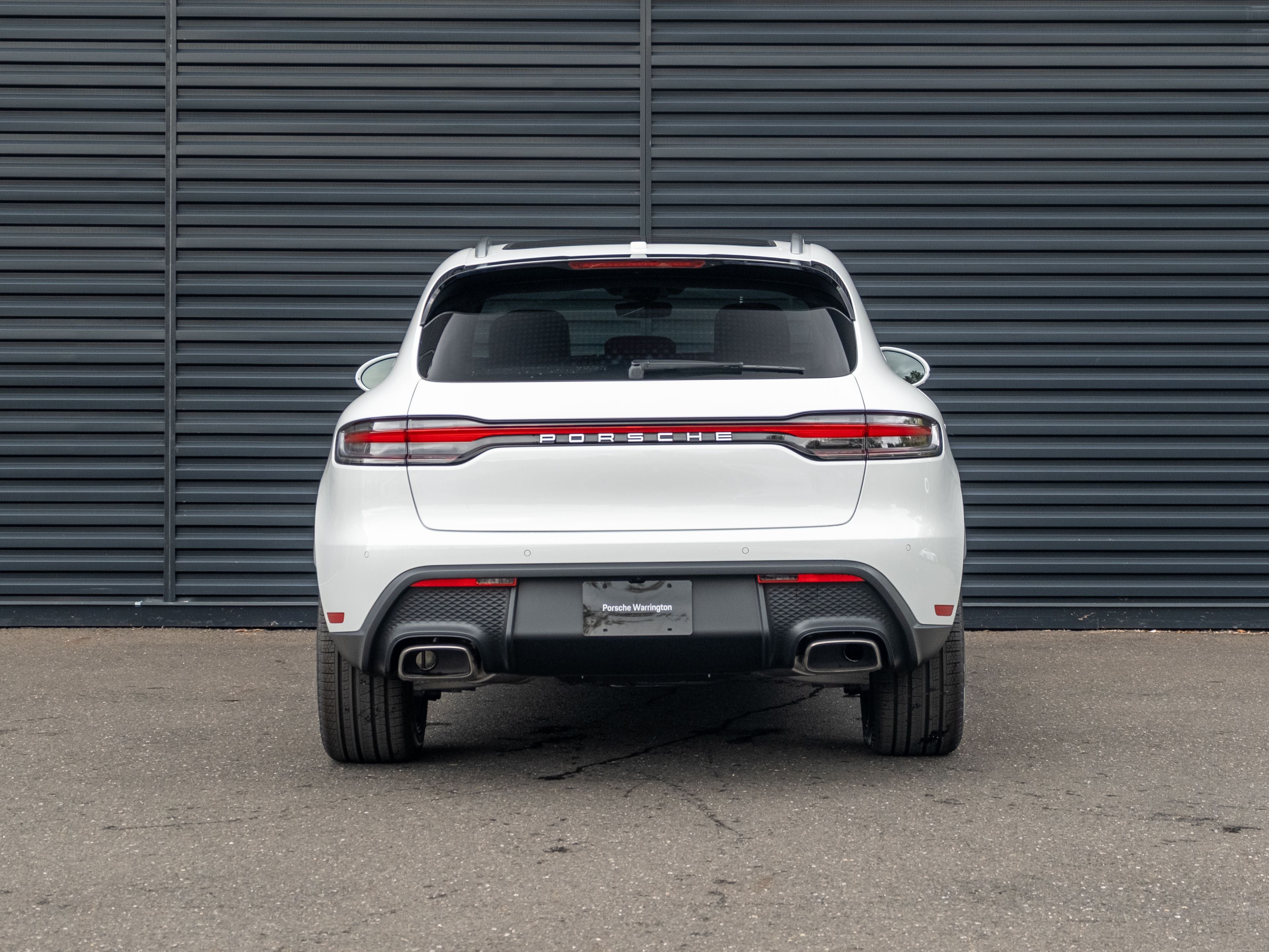2026 Porsche Macan Base