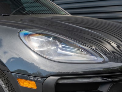 2023 Porsche Macan Base