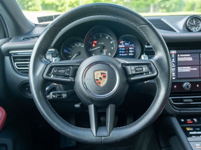 2023 Porsche Macan Base
